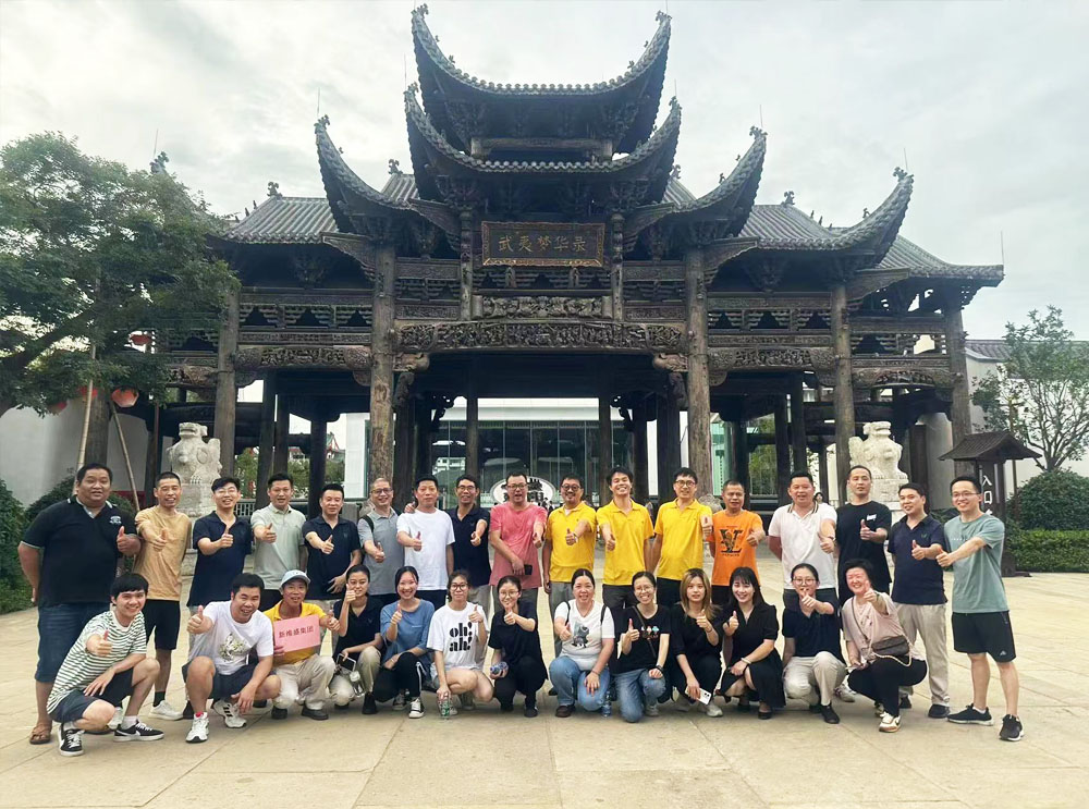 年中会议团建1.jpg